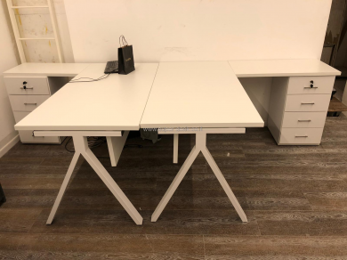 עמדות עבודה דגם רוני 