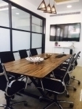 שולחן ישיבות 